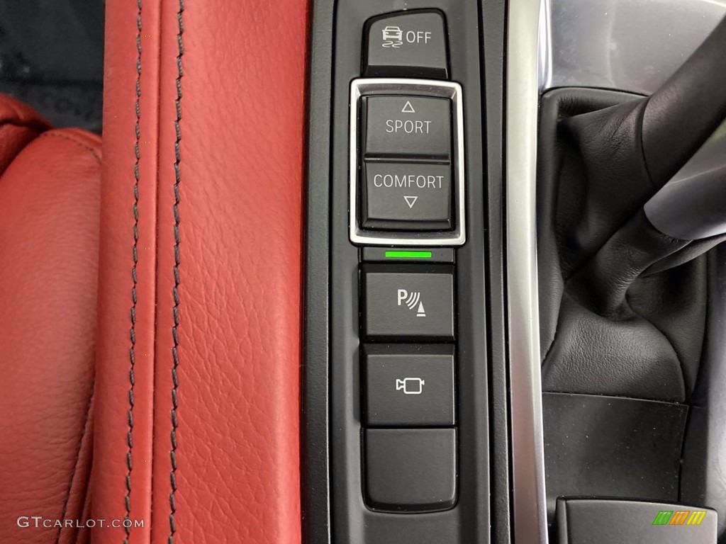 2018 X6 sDrive35i - Jet Black / Coral Red/Black photo #28
