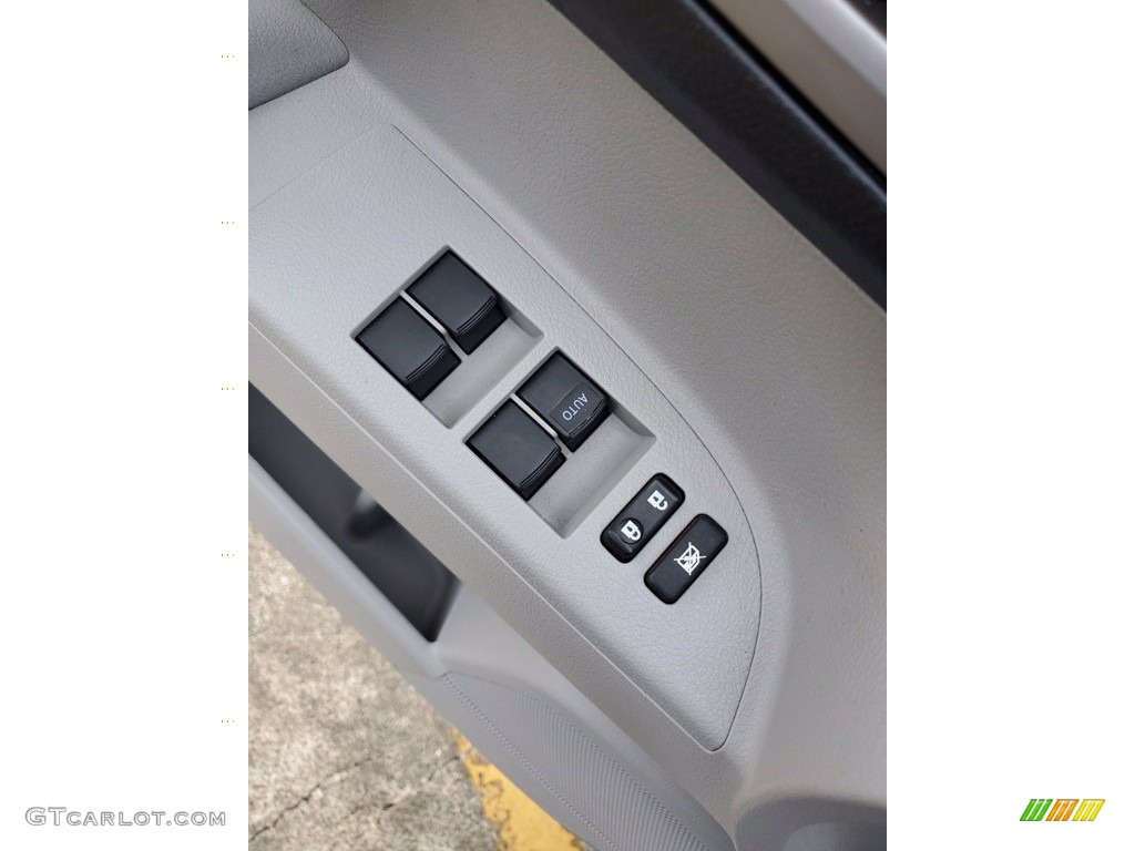 2012 Highlander SE - Classic Silver Metallic / Ash photo #14