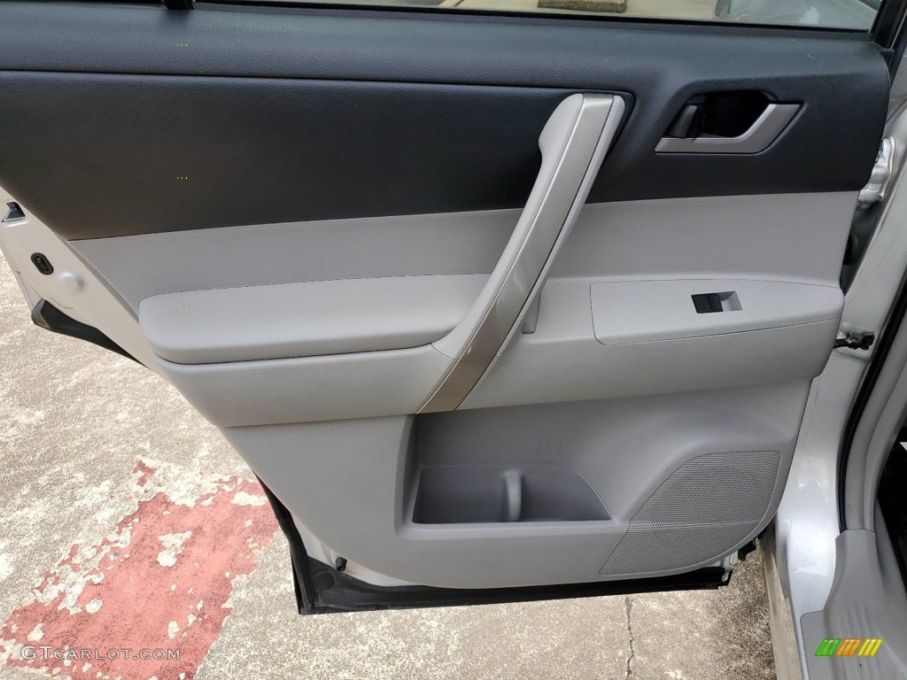 2012 Highlander SE - Classic Silver Metallic / Ash photo #25