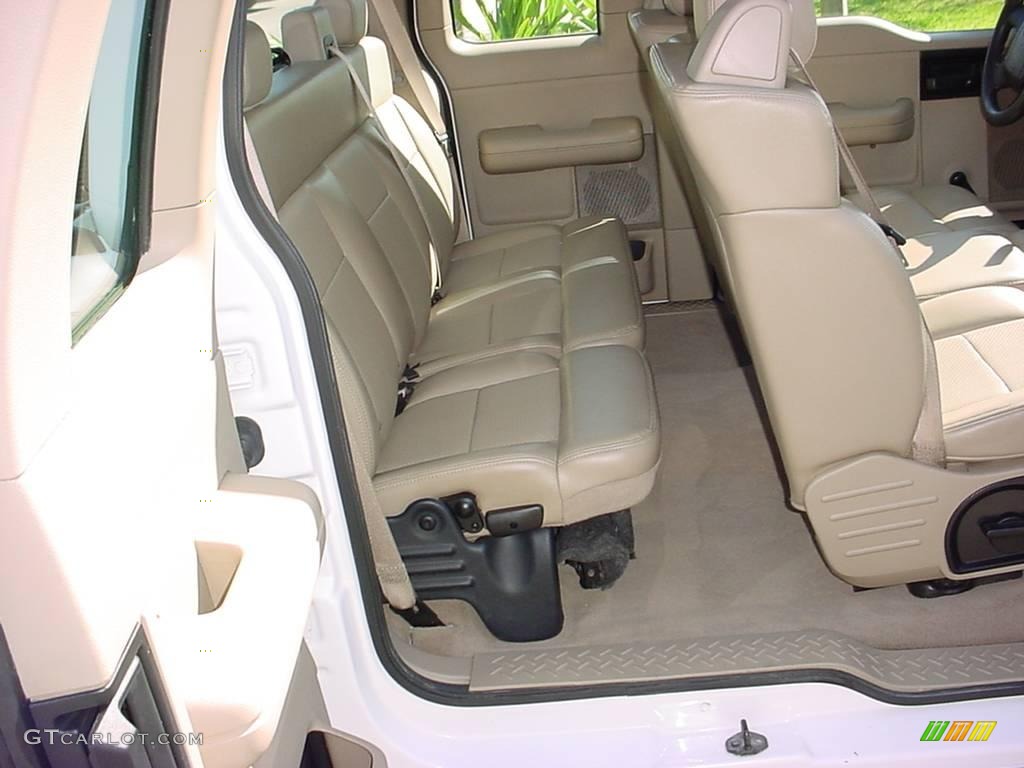 2006 F150 XL SuperCab - Oxford White / Tan photo #12