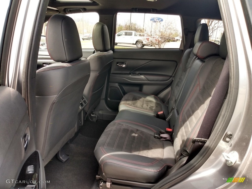 2020 Mitsubishi Outlander LE S-AWC Rear Seat Photo #141648780