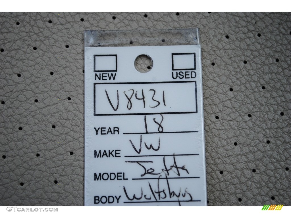 2018 Jetta Wolfsburg Edition - Pure White / Cornsilk Beige photo #20