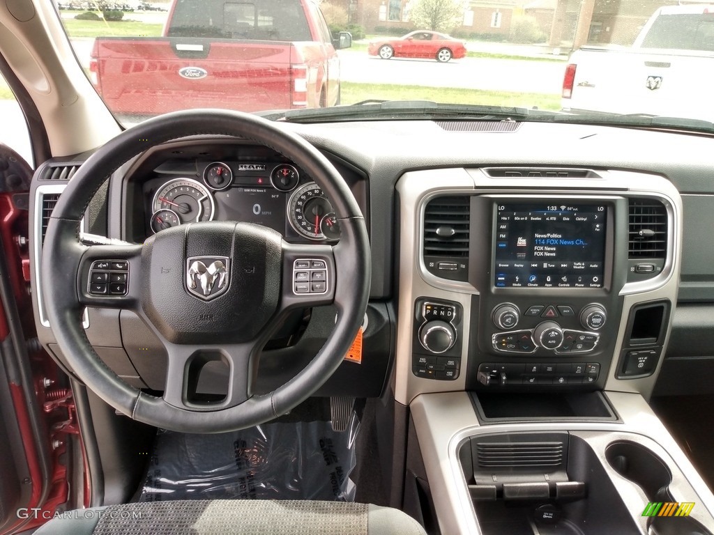 2018 1500 Big Horn Crew Cab 4x4 - Delmonico Red Pearl / Black/Diesel Gray photo #3