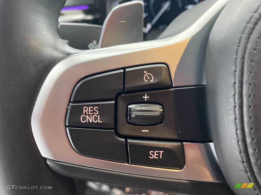 2018 5 Series 530e iPerfomance Sedan - Carbon Black Metallic / Cognac photo #19