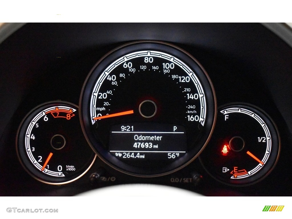 2018 Beetle S Convertible - Pure White / Titan Black photo #20