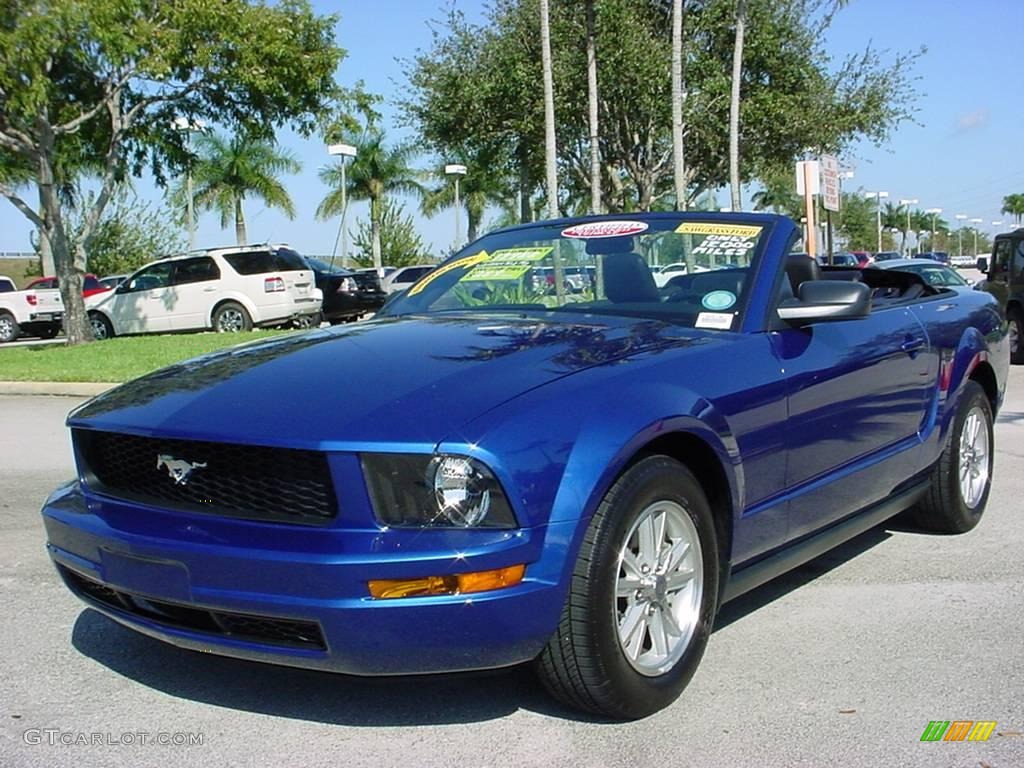 2006 Mustang V6 Premium Convertible - Vista Blue Metallic / Dark Charcoal photo #7