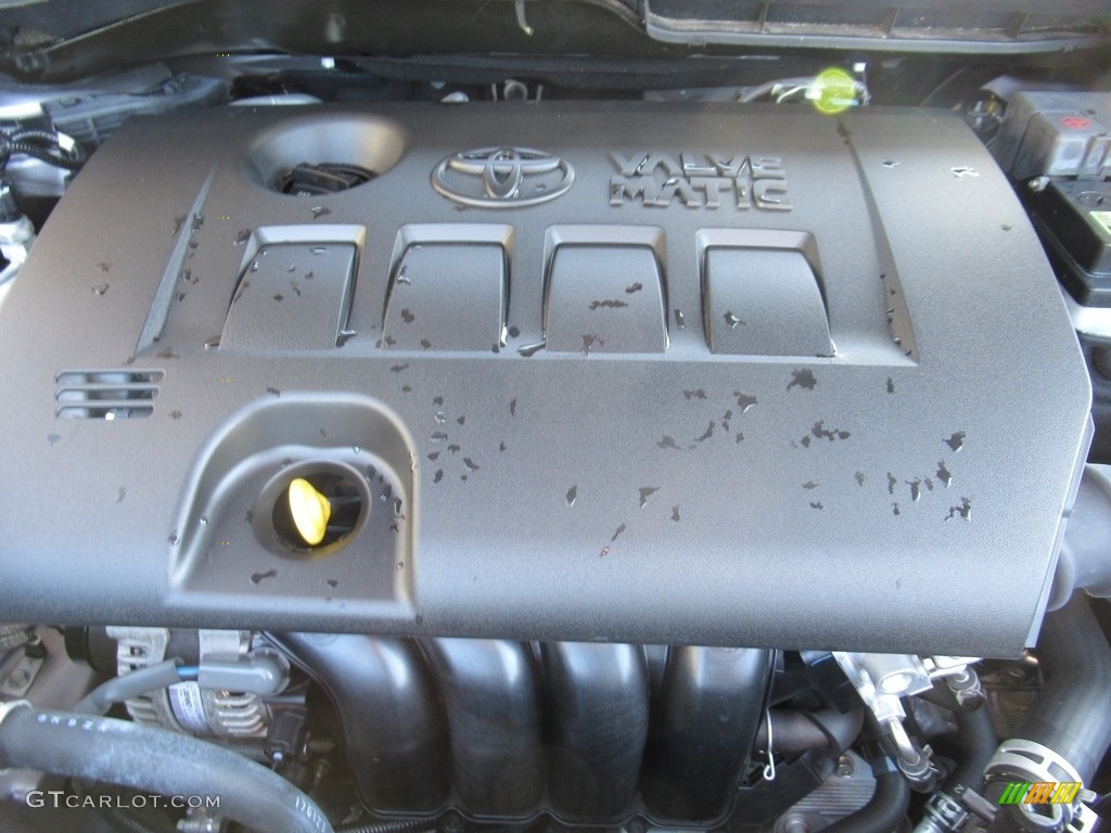 2018 C-HR XLE - Silver Knockout Metallic / Black photo #6