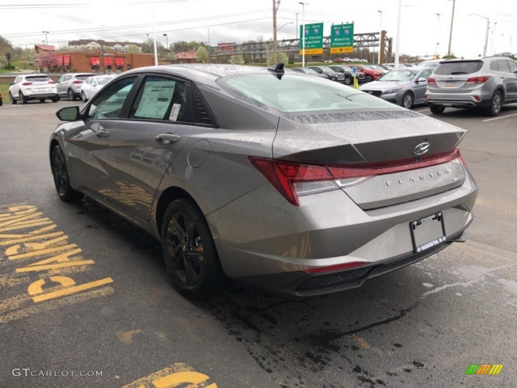 2021 Elantra Blue Hybrid - Fluid Metal / Medium Gray photo #3