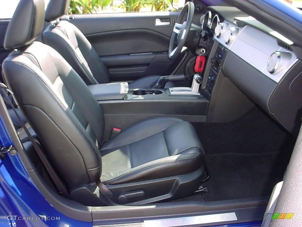 2006 Mustang V6 Premium Convertible - Vista Blue Metallic / Dark Charcoal photo #10