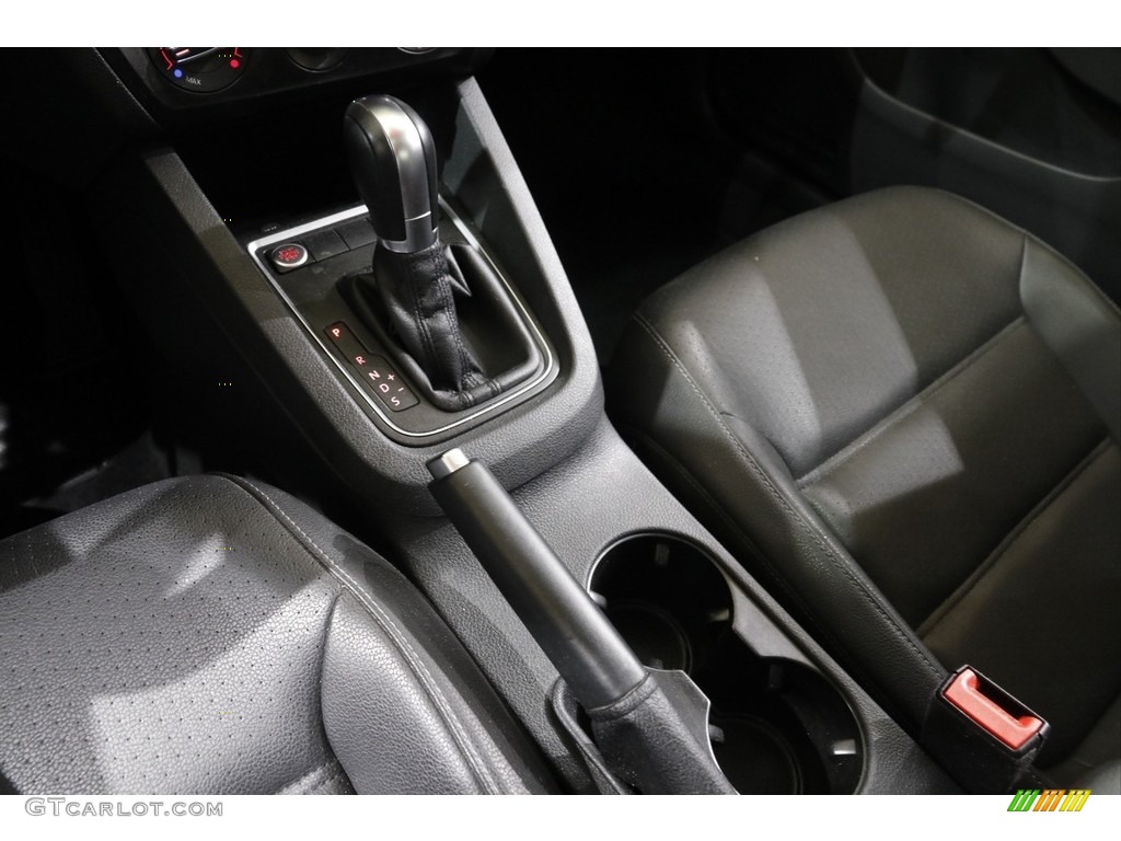 2018 Jetta SE - Pure White / Titan Black photo #12