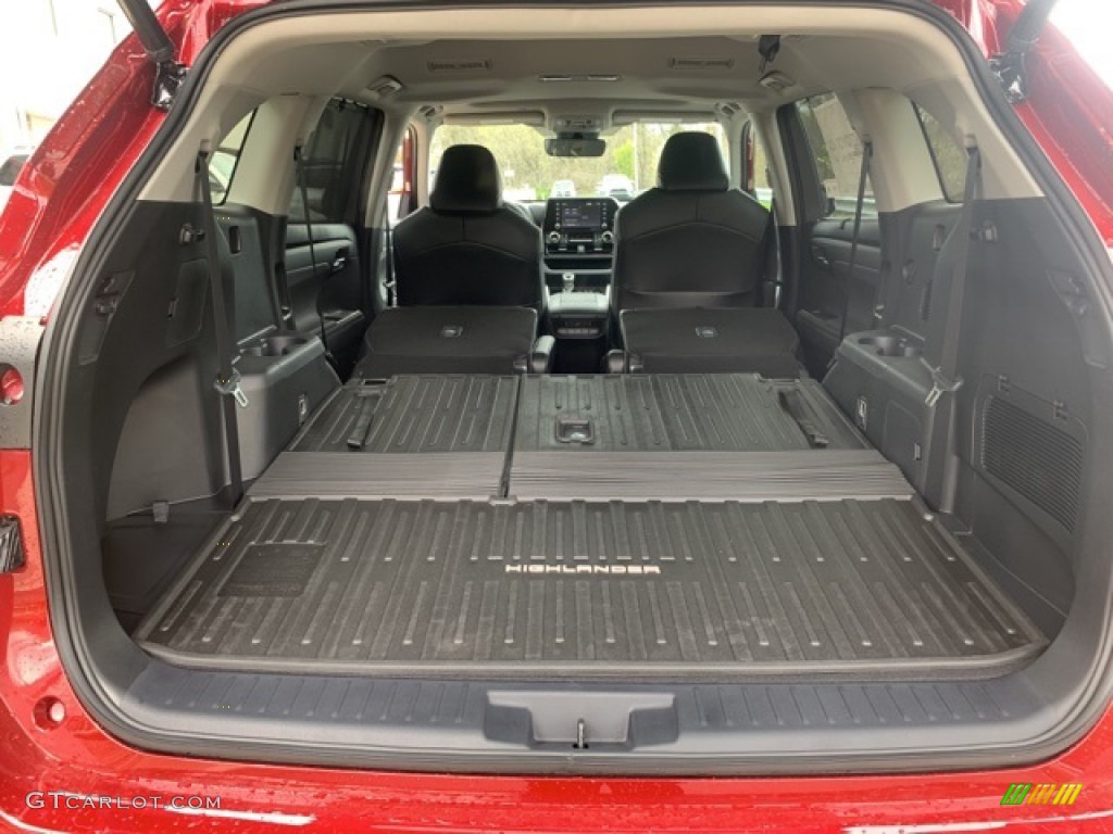 2021 Highlander XLE AWD - Ruby Flare Pearl / Black photo #32