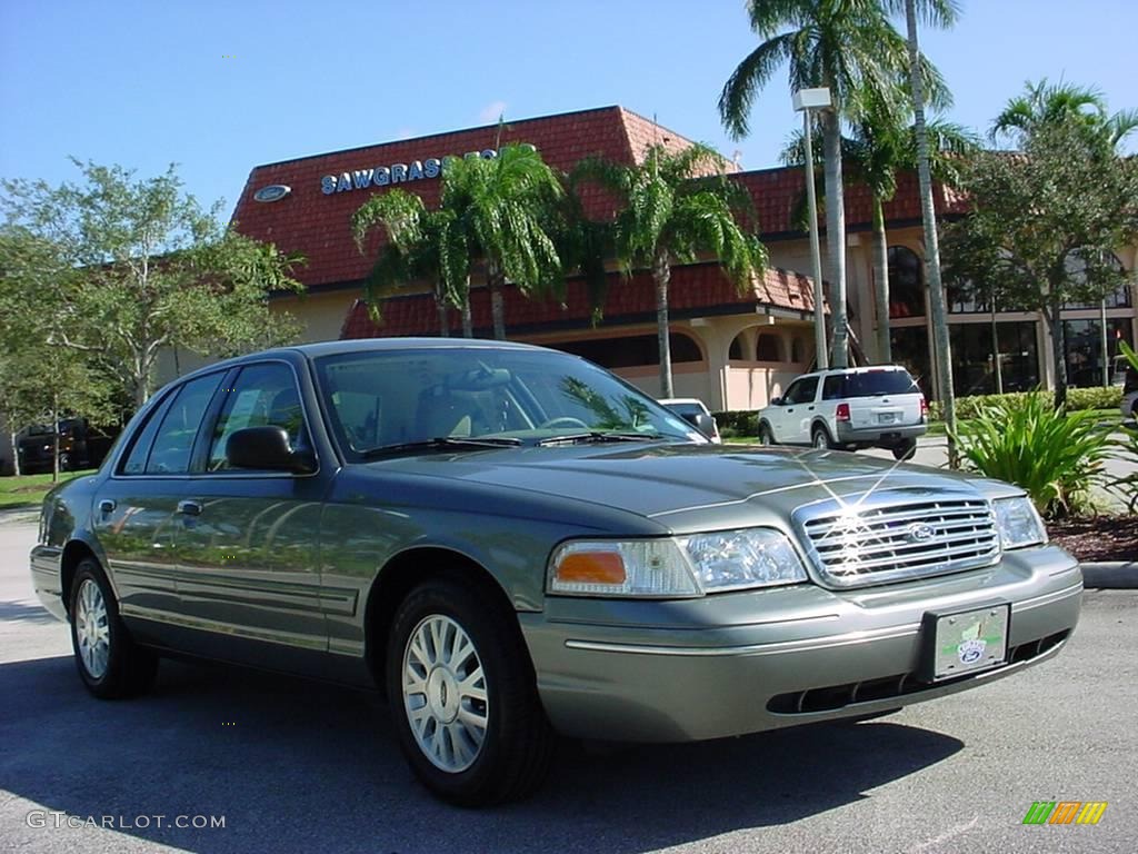 2004 Crown Victoria LX - Spruce Green Metallic / Medium Parchment photo #1