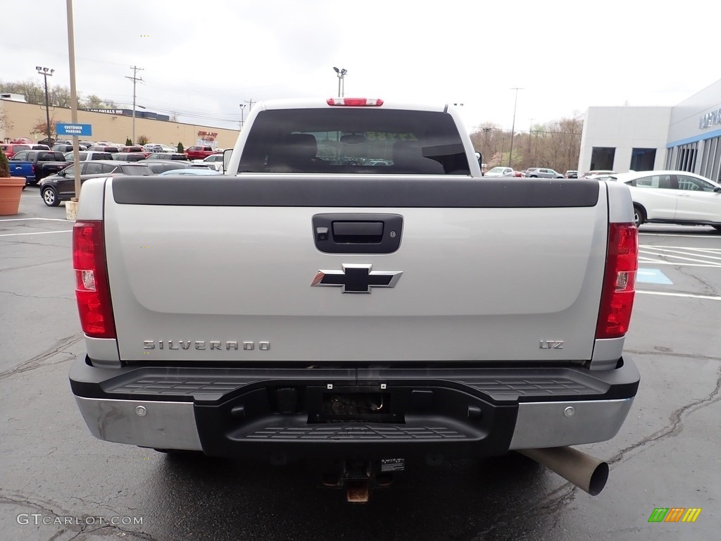 2011 Silverado 2500HD LTZ Extended Cab 4x4 - Sheer Silver Metallic / Ebony photo #6