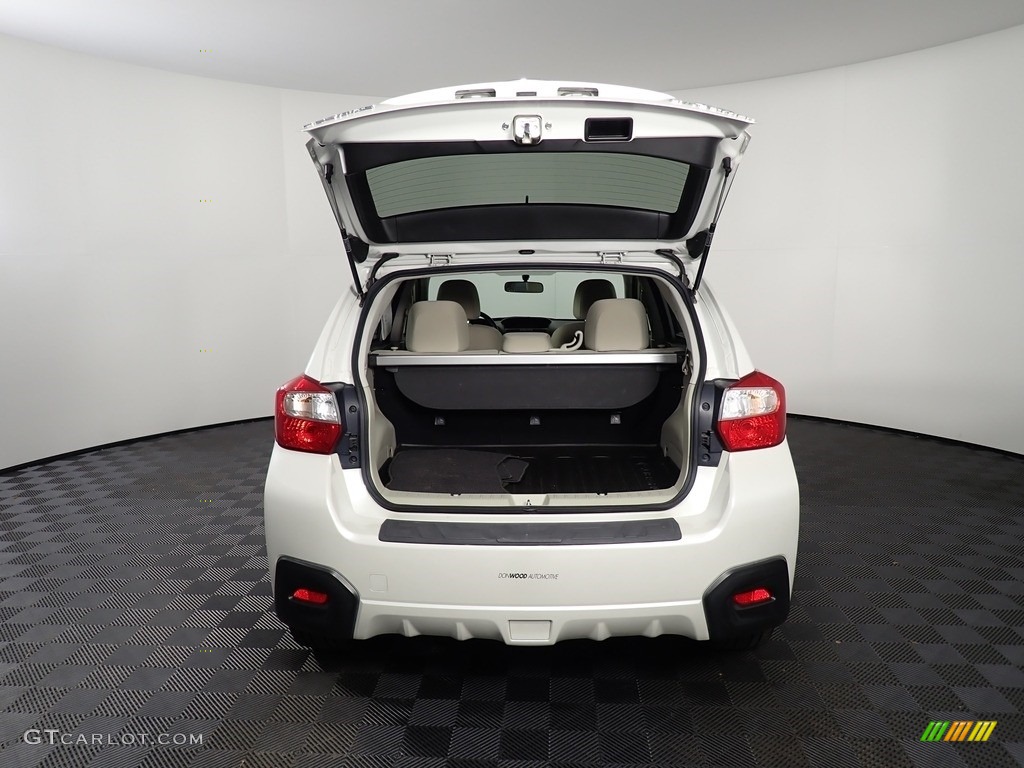 2014 XV Crosstrek 2.0i Premium - Satin White Pearl / Ivory photo #12
