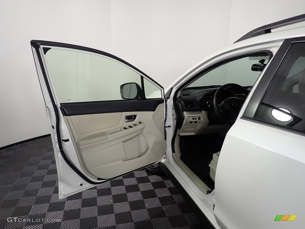2014 XV Crosstrek 2.0i Premium - Satin White Pearl / Ivory photo #30