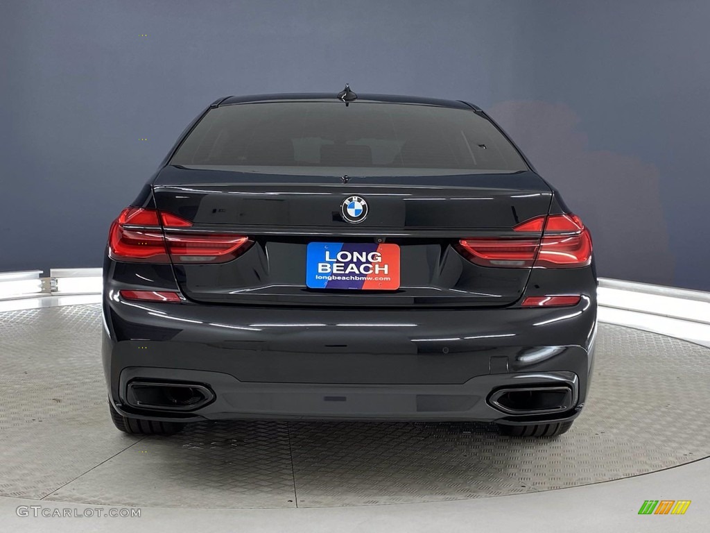 2018 7 Series 740i Sedan - Black Sapphire Metallic / Black photo #4