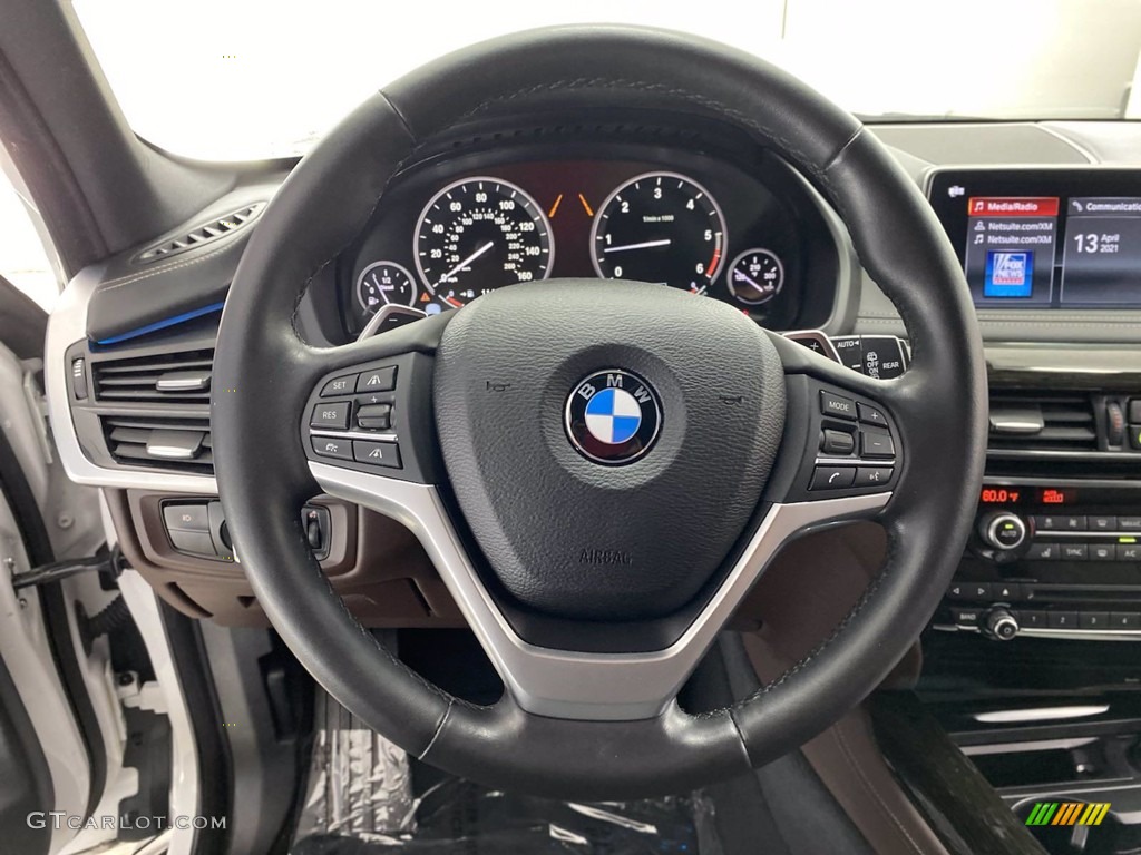 2018 BMW X5 xDrive35d Mocha Steering Wheel Photo #141668904