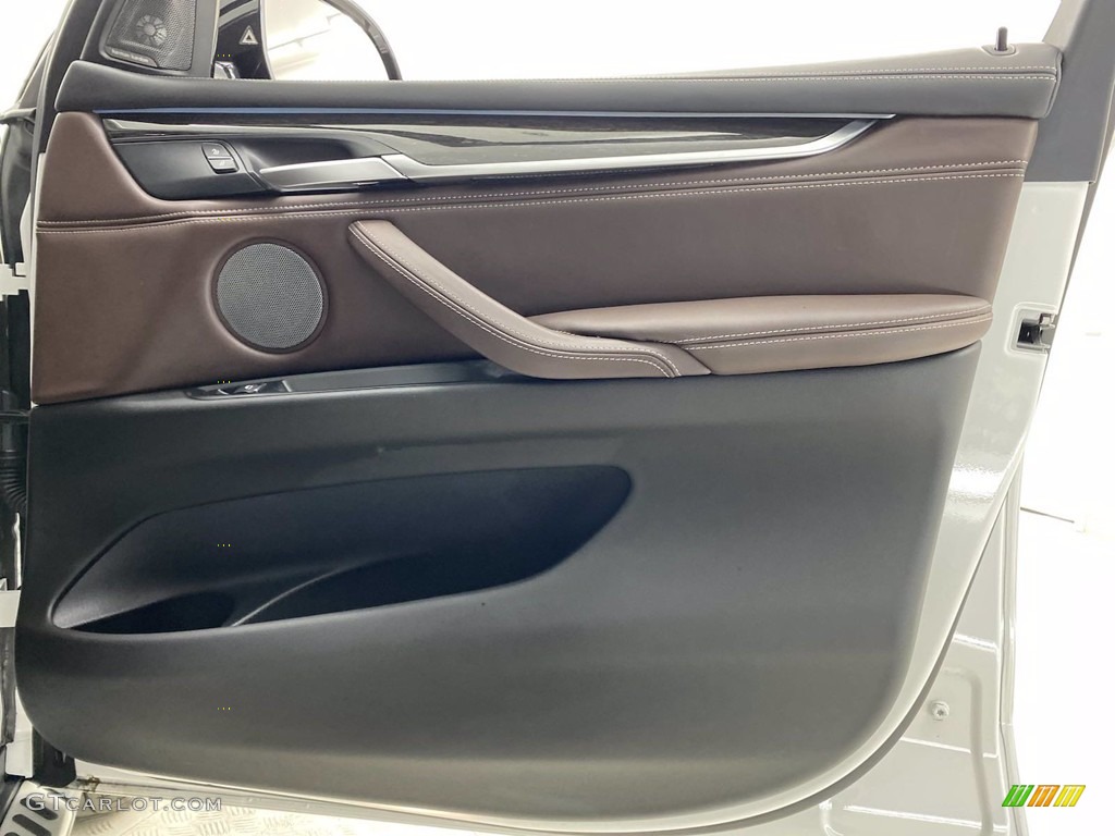 2018 BMW X5 xDrive35d Mocha Door Panel Photo #141669303