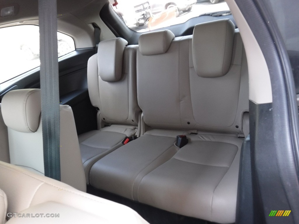 2018 Odyssey EX-L - Forest Mist Metallic / Beige photo #28