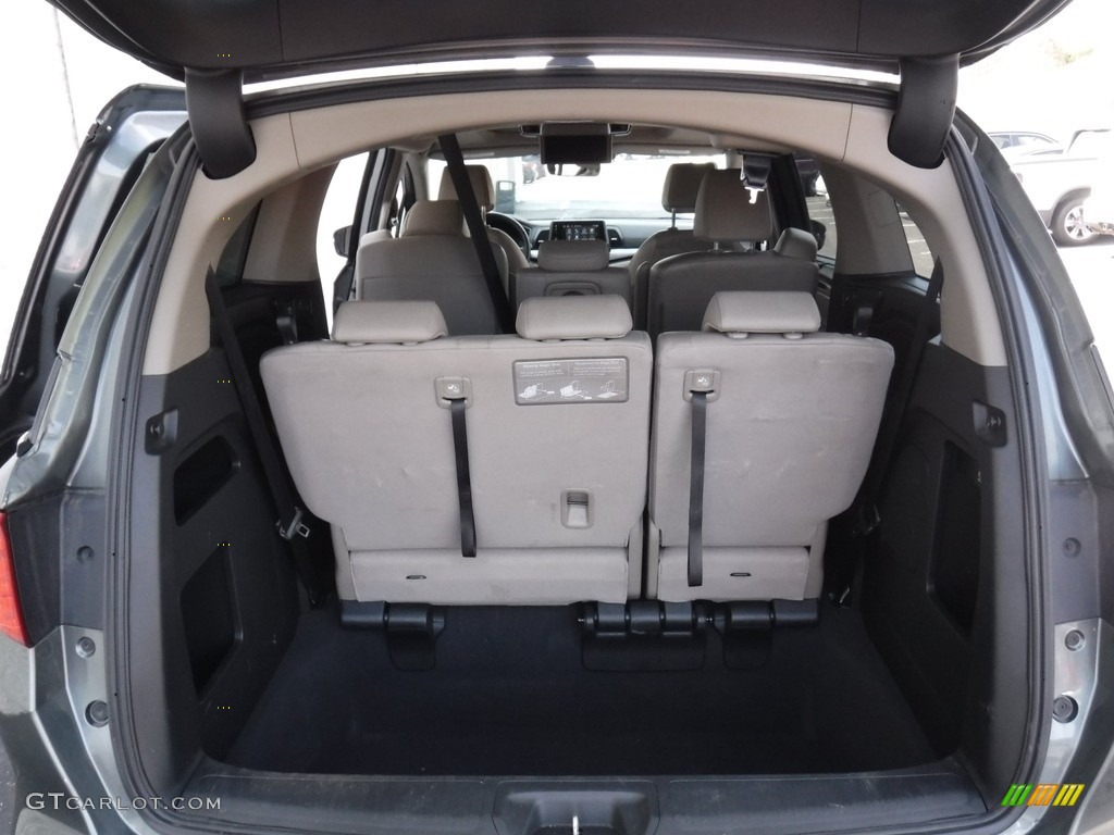 2018 Odyssey EX-L - Forest Mist Metallic / Beige photo #30