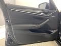 Black Sapphire Metallic - 5 Series 530i Sedan Photo No. 10