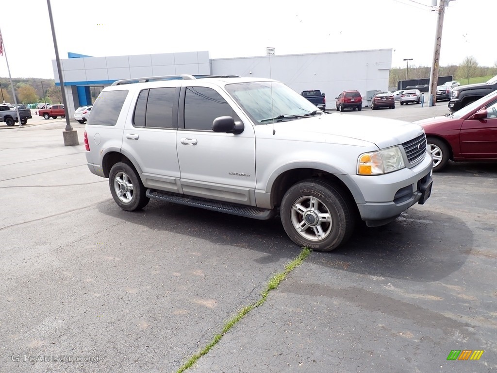 2002 Explorer XLT 4x4 - Silver Frost Metallic / Graphite photo #3