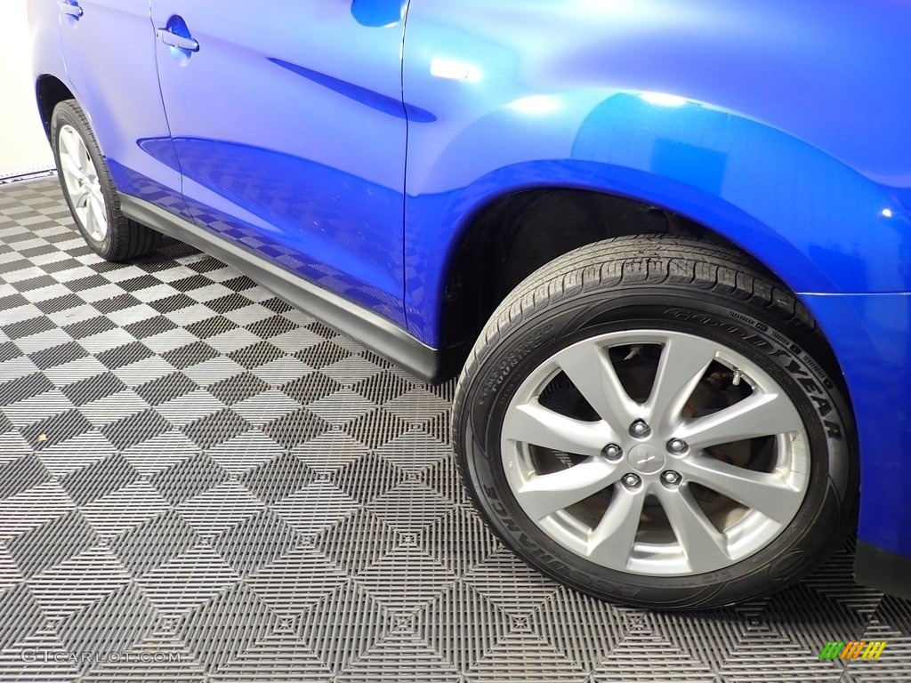 2015 Mitsubishi Outlander Sport SE Wheel Photos
