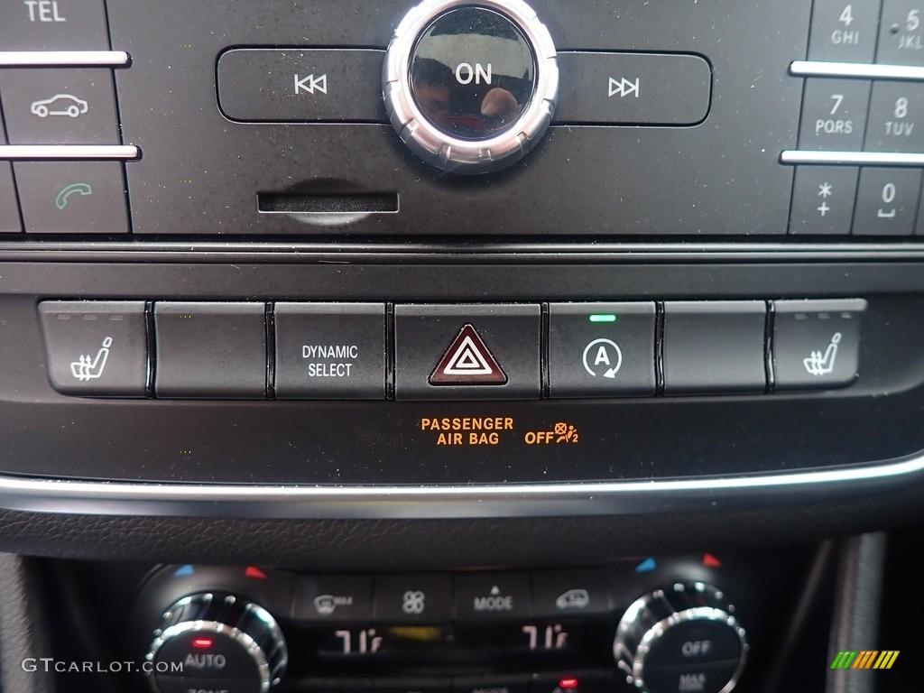 2016 CLA 250 4Matic - Cirrus White / Black photo #3