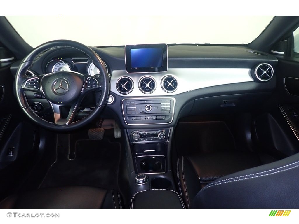 2016 CLA 250 4Matic - Cirrus White / Black photo #28