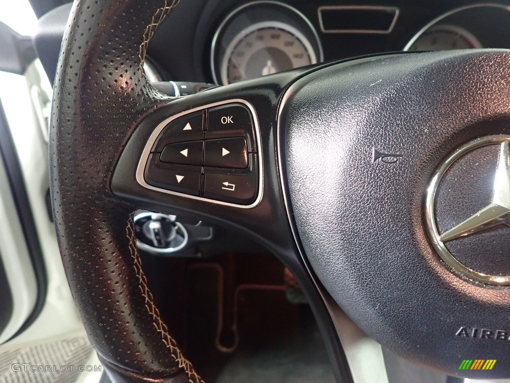 2016 CLA 250 4Matic - Cirrus White / Black photo #33