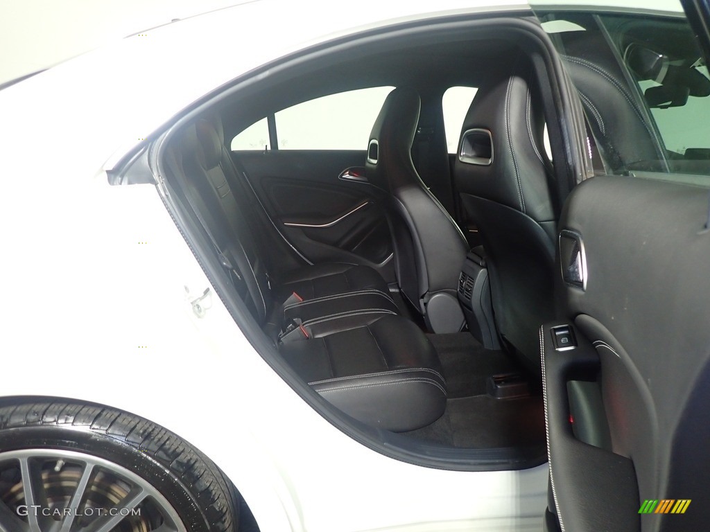 2016 CLA 250 4Matic - Cirrus White / Black photo #41