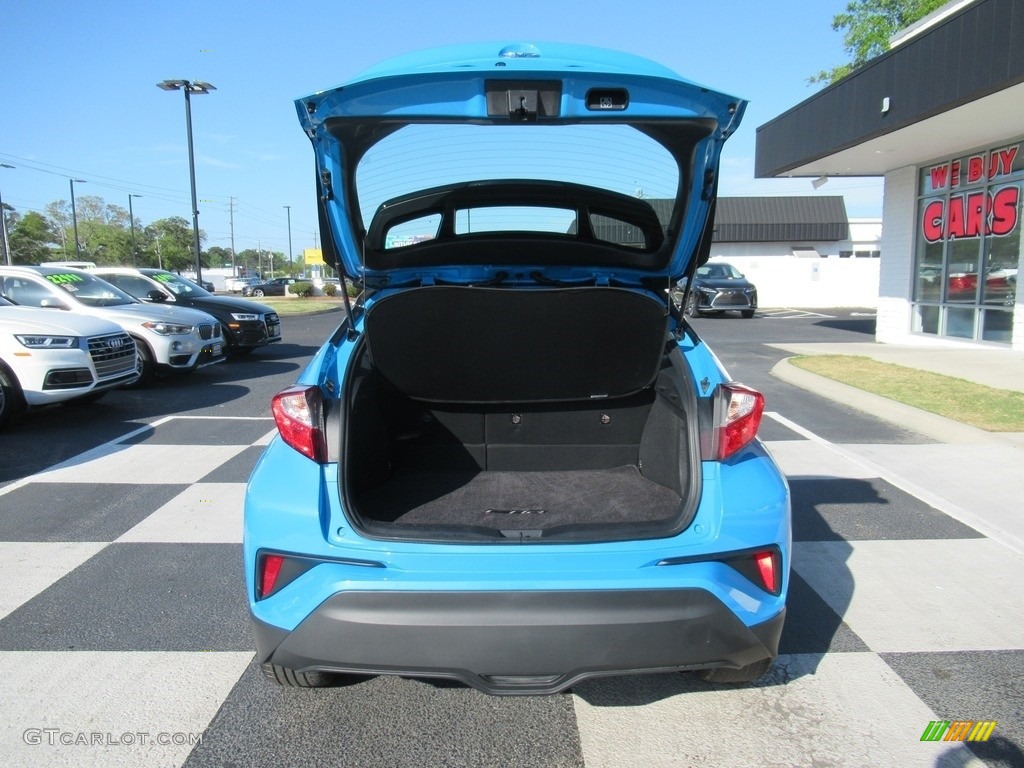 2019 C-HR XLE - Blue Flame / Black photo #5
