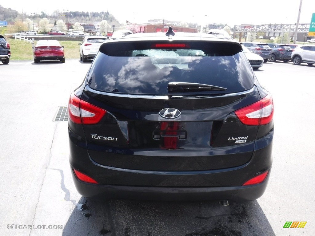 2015 Tucson Limited AWD - Graphite Gray / Black photo #8