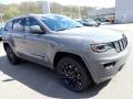Sting-Gray - Grand Cherokee Laredo 4x4 Photo No. 8