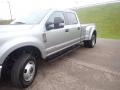 Iconic Silver - F350 Super Duty XLT Crew Cab 4x4 Photo No. 10