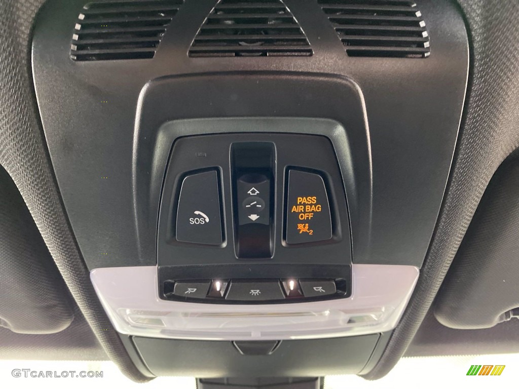 2019 BMW X6 sDrive35i Controls Photo #141687882
