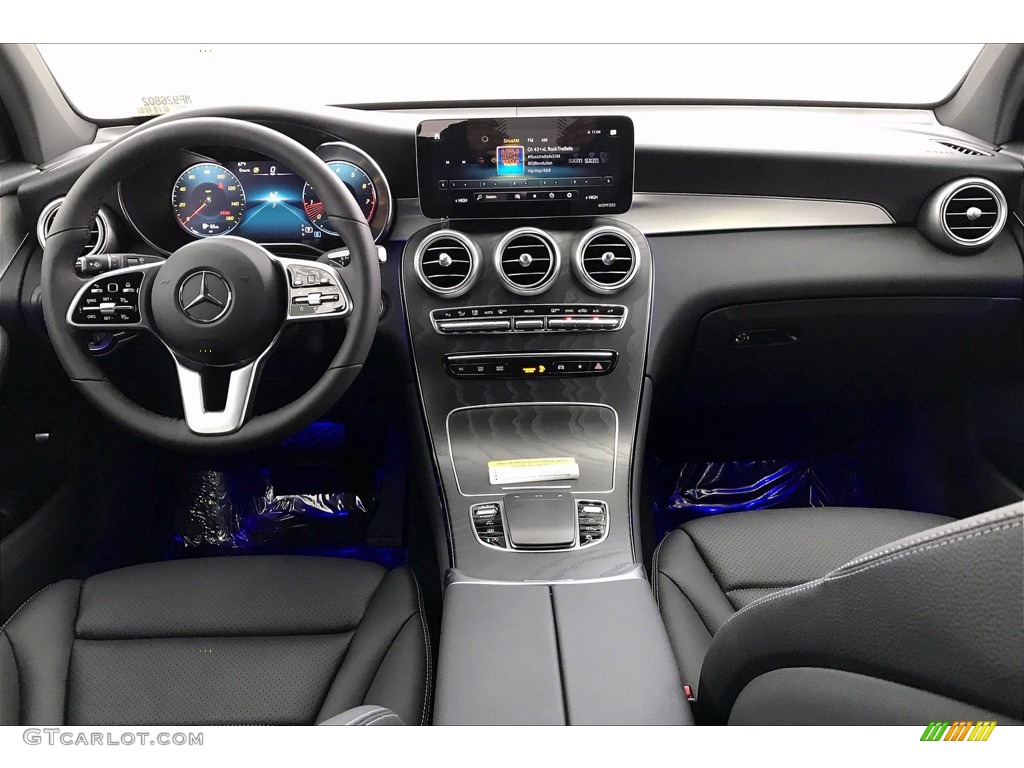 2021 GLC 300 4Matic - Cirrus Silver Metallic / Black photo #6