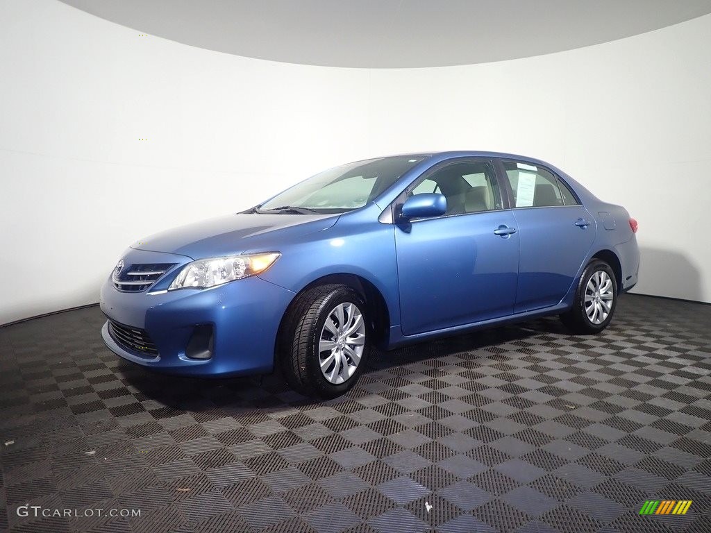 2013 Corolla LE - Nautical Blue Metallic / Bisque photo #7