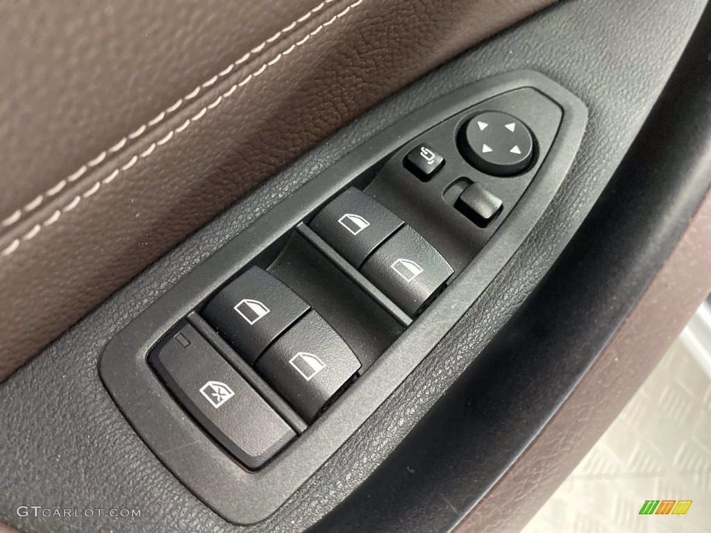 2018 BMW X1 xDrive28i Mocha Door Panel Photo #141688863