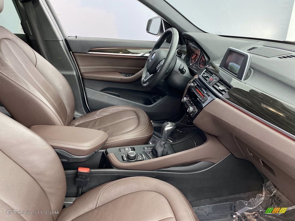 Mocha Interior 2018 BMW X1 xDrive28i Photo #141689004