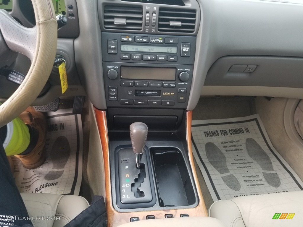 1999 GS 300 - Black Onyx / Ivory photo #16