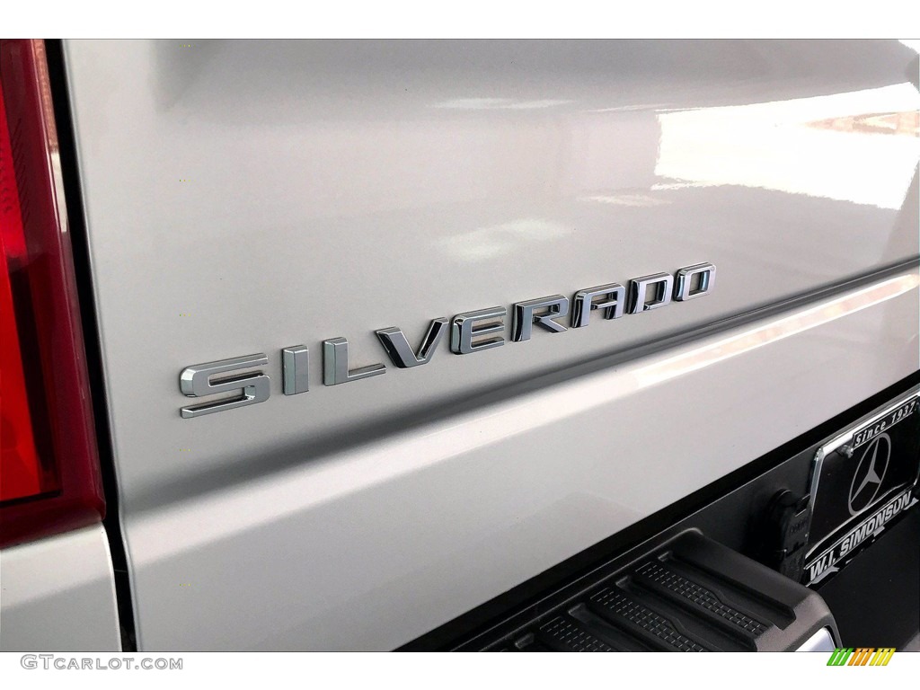 2019 Chevrolet Silverado 1500 LT Crew Cab 4WD Marks and Logos Photo #141691257