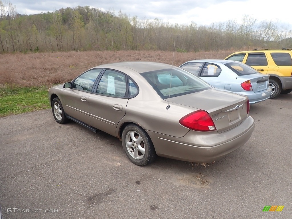 2003 Taurus SES - Arizona Beige Metallic / Medium Parchment photo #11