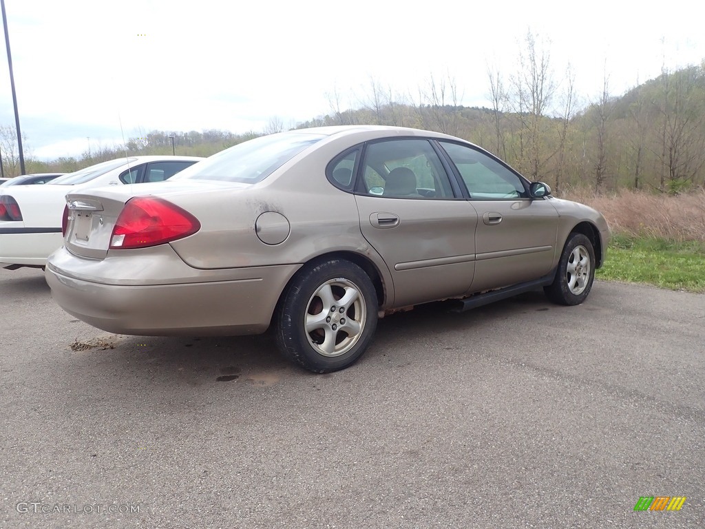 2003 Taurus SES - Arizona Beige Metallic / Medium Parchment photo #13