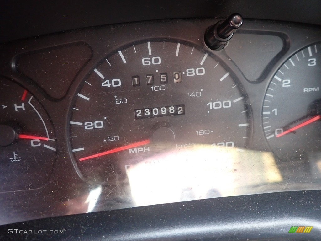2003 Taurus SES - Arizona Beige Metallic / Medium Parchment photo #18