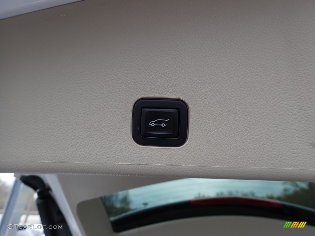 2016 SRX Performance - Platinum Ice Tricoat / Shale/Brownstone photo #11