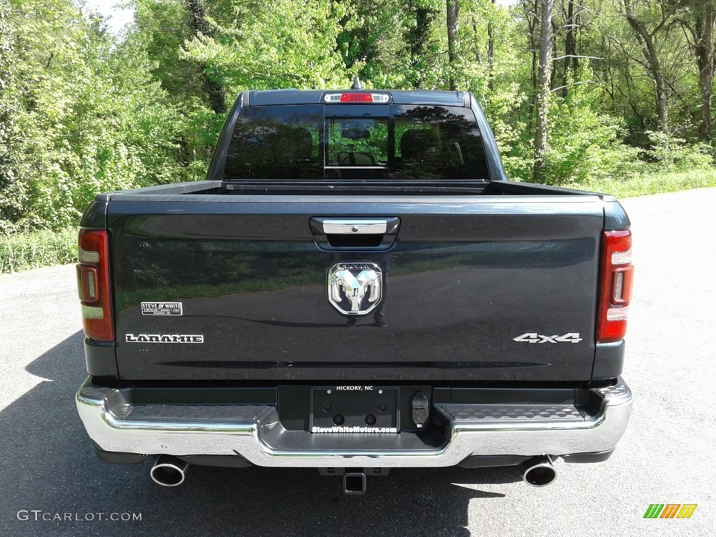2019 1500 Laramie Crew Cab 4x4 - Maximum Steel Metallic / Mountain Brown/Light Frost Beige photo #8