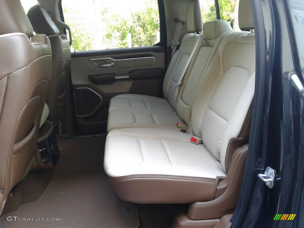 2019 1500 Laramie Crew Cab 4x4 - Maximum Steel Metallic / Mountain Brown/Light Frost Beige photo #15