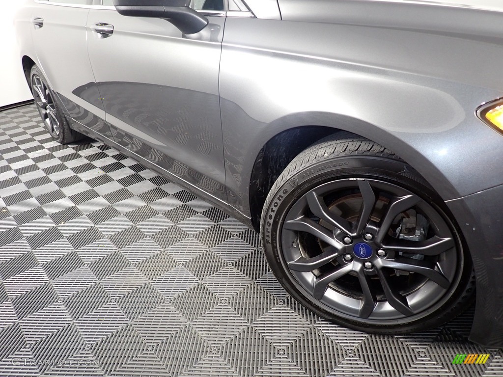 2018 Ford Fusion SE AWD Wheel Photos