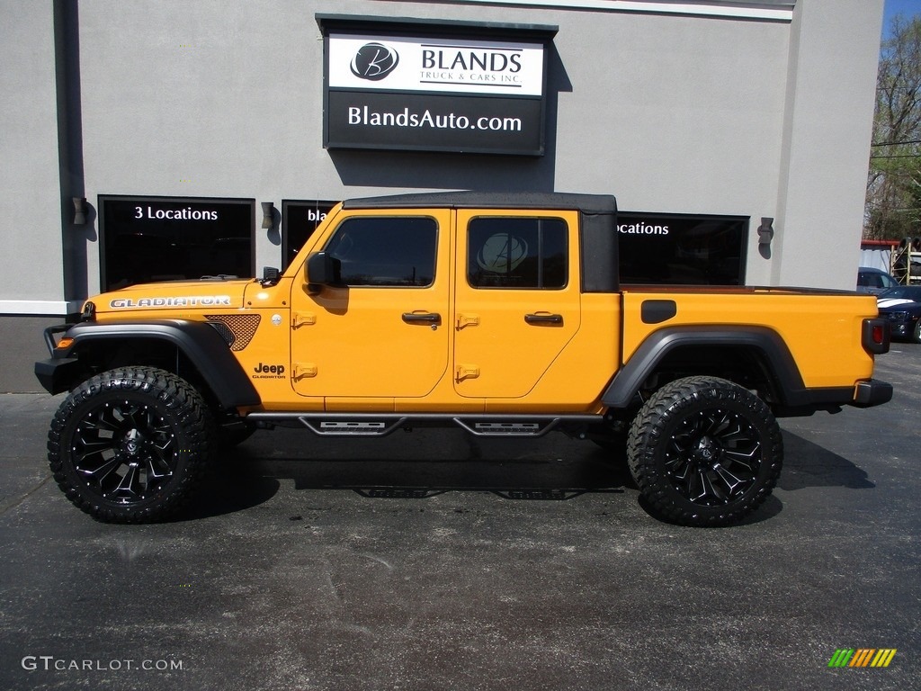 2021 Gladiator Sport 4x4 - Nacho / Black photo #1